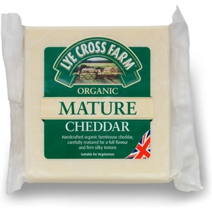 Lye Cross Farm Mature Cheddar 245g